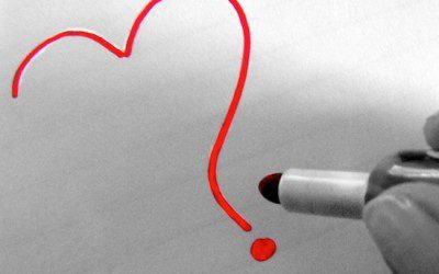L’amour menteur : de quoi s’agit‑il exactement ?