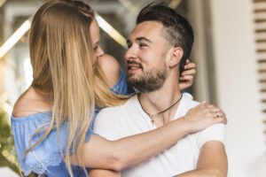 Les relations hommes‑femmes en 2025 : évolutions, défis et espoirs