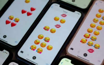 Les emojis dans la séduction : trop, c’est trop ?