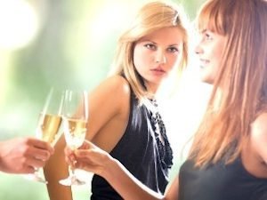 Déjà en couple ? 4 conseils pour vaincre la jalousie