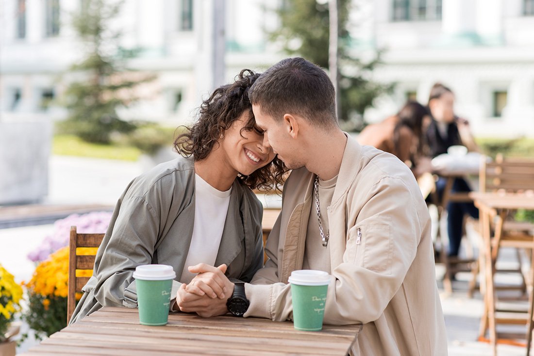 Le dating : instantanéité, plaisir et exploration